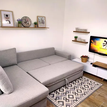 Saeri's Stylish Apartamento Shëngjin