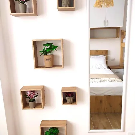 Apartamento Saeri's Stylish