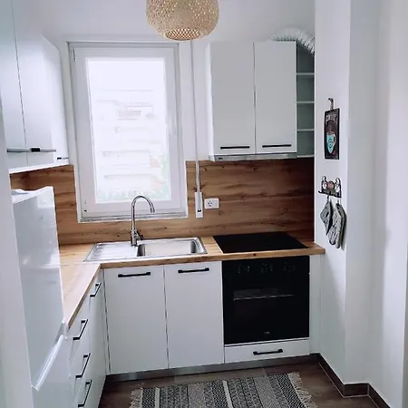 Saeri's Stylish Apartamento